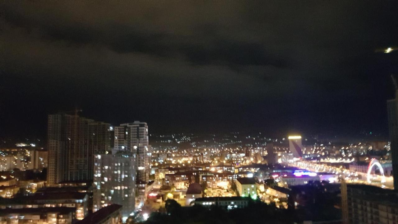 Apartment In Front Of Mcdonald'S Батумі Екстер'єр фото