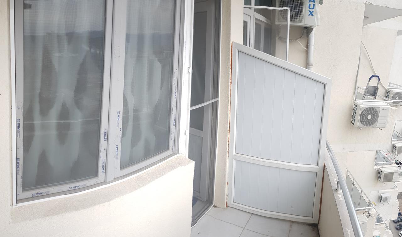 Apartment In Front Of Mcdonald'S Батумі Екстер'єр фото