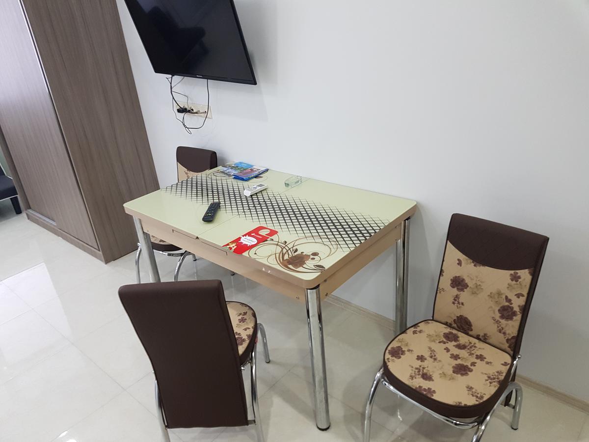 Apartment In Front Of Mcdonald'S Батумі Екстер'єр фото